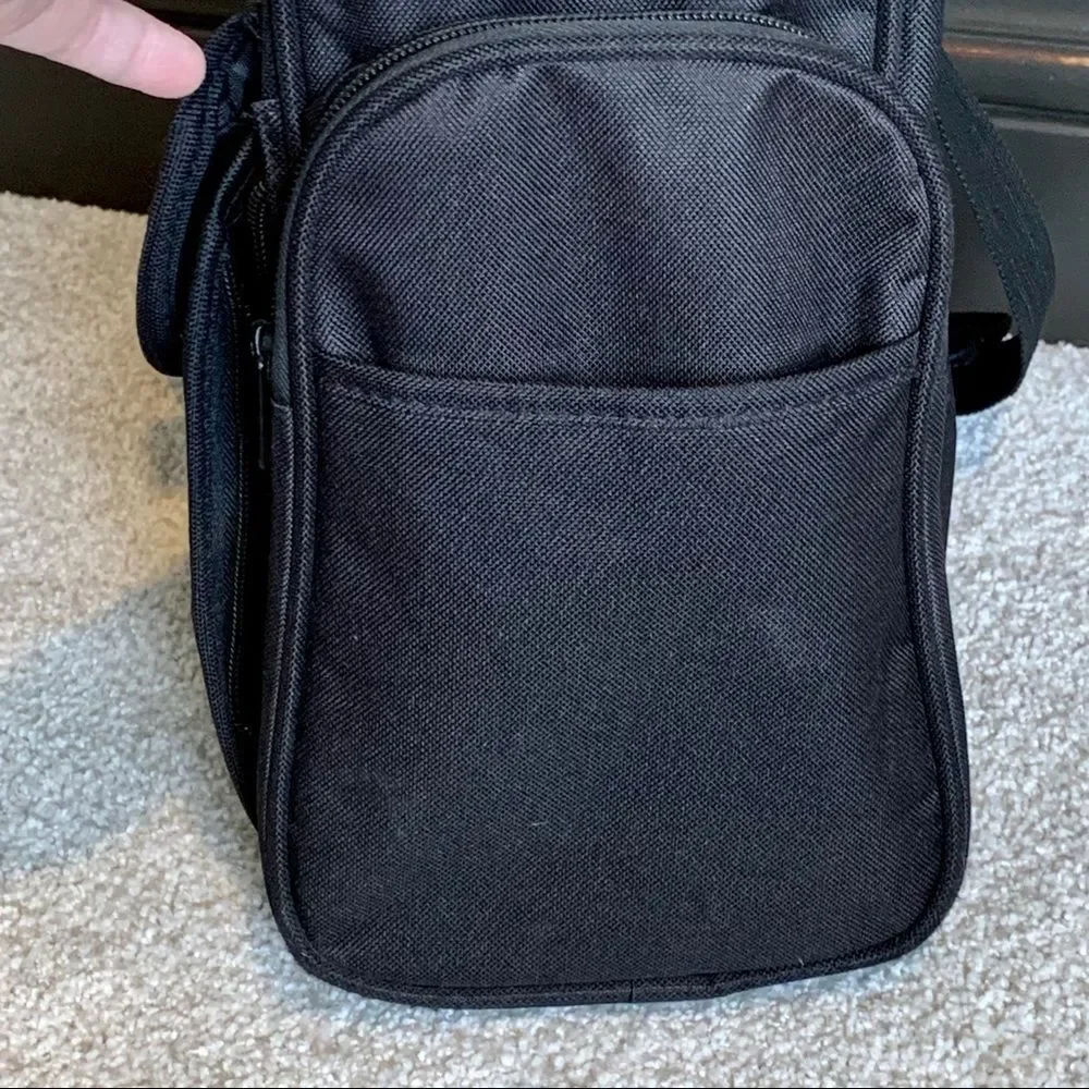 Eddie Bauer Computer Carrying Case‎